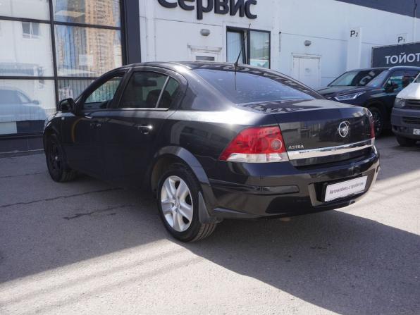 Opel Astra H Рестайлинг с пробегом 2014 года, цена 733 000 рублей, 131375 км, седан, Автокод Объявления