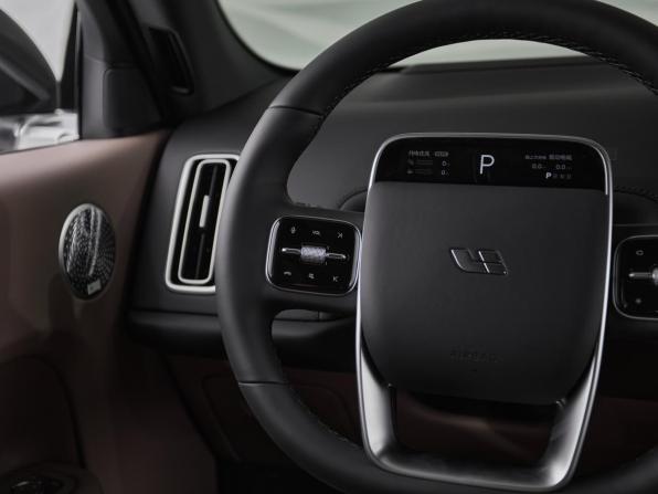 Новый Li Auto (Lixiang) L7 I Рестайлинг 2025 года, цена 10 490 000 рублей, внедорожник, Автокод Объявления
