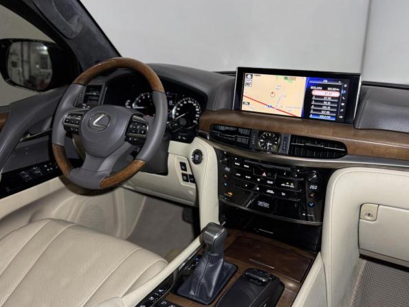 Lexus LX III Рестайлинг 2 с пробегом 2016 года, цена 7 949 000 рублей, 208658 км, внедорожник, Автокод Объявления