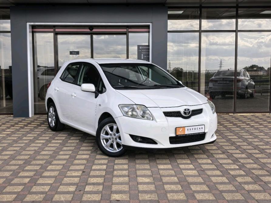 Toyota Auris I Краснодар  - изображение 3