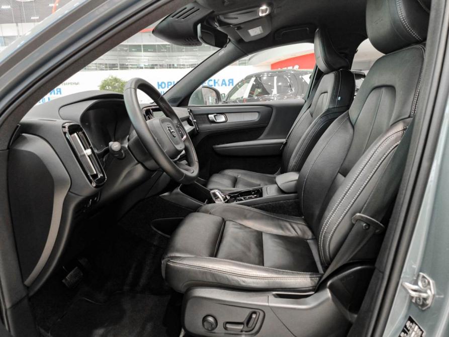 Volvo XC40 I Казань  - изображение 20