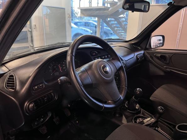 Chevrolet Niva I Рестайлинг с пробегом 2015 года, цена 575 000 рублей, 176515 км, внедорожник, Автокод Объявления