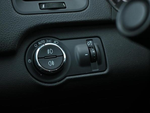Opel Insignia I Рестайлинг с пробегом 2014 года, цена 994 000 рублей, 247857 км, универсал, Автокод Объявления