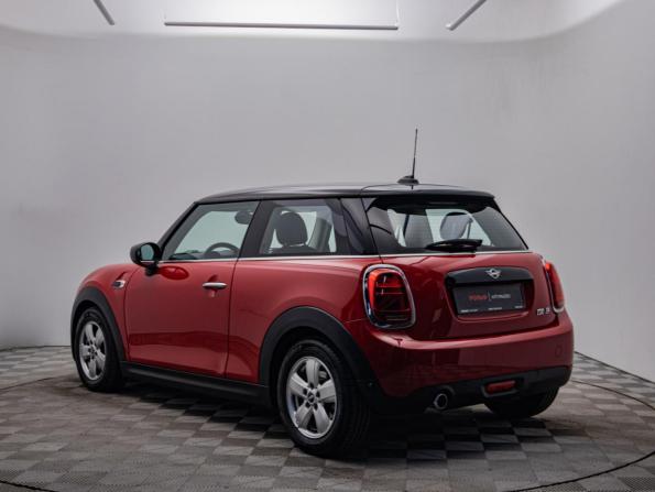 Mini Hatch III (F55/F56) Рестайлинг с пробегом 2020 года, цена 1 879 000 рублей, 91364 км, хэтчбек, Автокод Объявления