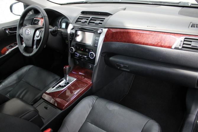 Toyota Camry VII (XV50) с пробегом 2014 года, цена 1 565 000 рублей, 229999 км, седан, Автокод Объявления