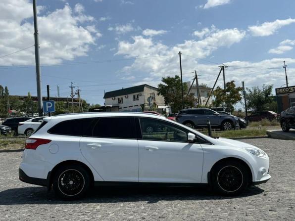 Ford Focus III с пробегом 2014 года, цена 690 000 рублей, 274861 км, универсал, Автокод Объявления