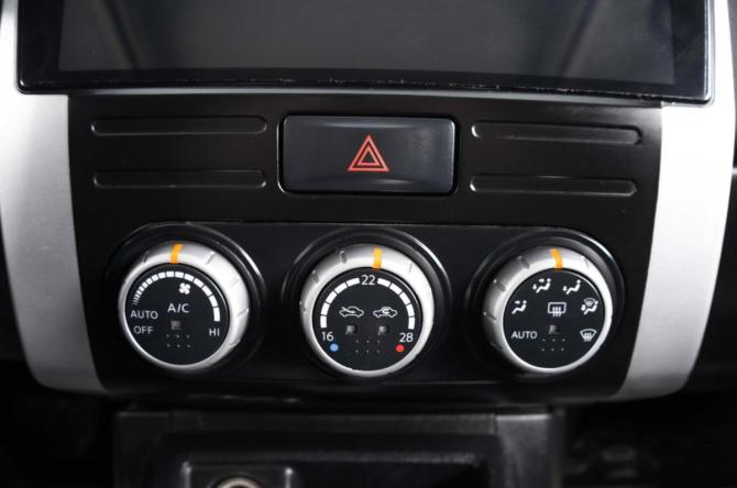 Nissan X-Trail II с пробегом 2010 года, цена 1 299 000 рублей, 274000 км, внедорожник, Автокод Объявления