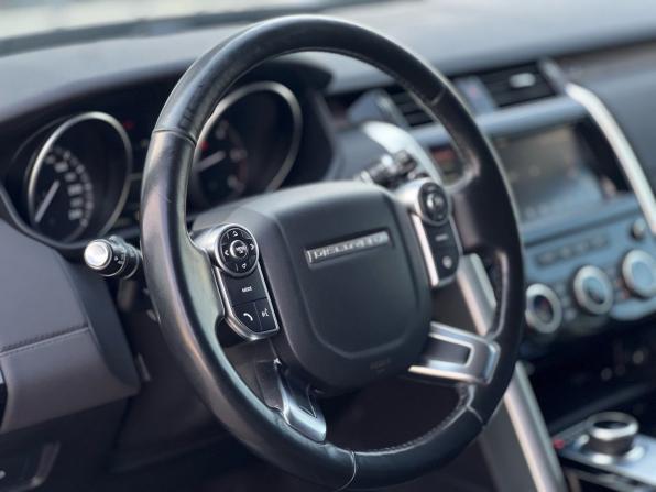 Land Rover Discovery V с пробегом 2017 года, цена 3 499 000 рублей, 150000 км, внедорожник, Автокод Объявления