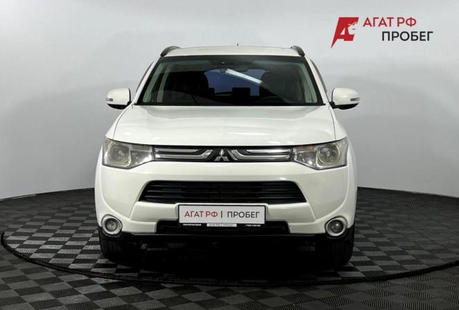 Mitsubishi Outlander III с пробегом 2012 года, цена 975 000 рублей, 253003 км, внедорожник, Автокод Объявления