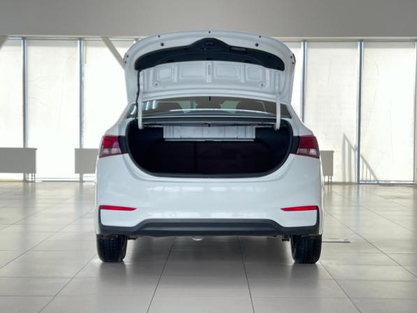Hyundai Solaris II с пробегом 2018 года, цена 1 310 000 рублей, 145000 км, седан, Автокод Объявления