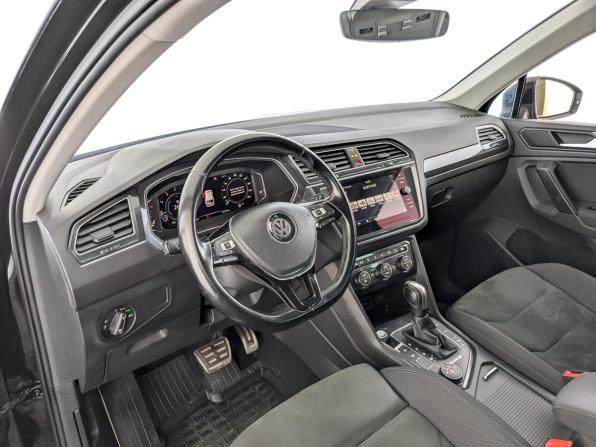 Volkswagen Tiguan II с пробегом 2019 года, цена 2 150 000 рублей, 224392 км, внедорожник, Автокод Объявления