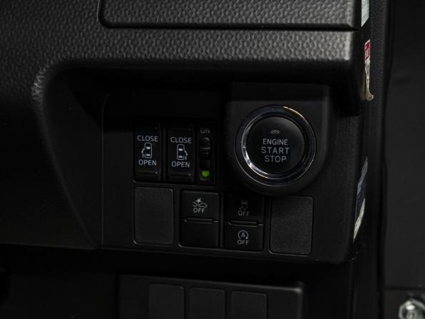 Toyota Tank I с пробегом 2018 года, цена 1 249 000 рублей, 88860 км, микровэн, Автокод Объявления