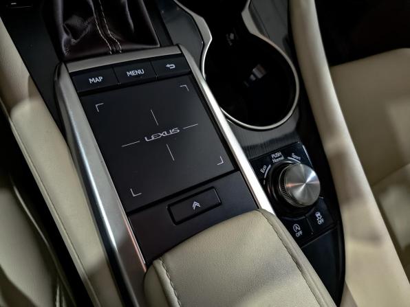 Lexus RX IV Рестайлинг с пробегом 2019 года, цена 4 250 000 рублей, 118779 км, внедорожник, Автокод Объявления