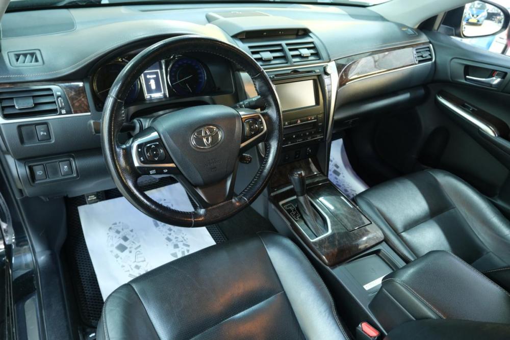 Toyota Camry VII (XV50) Рестайлинг Омск  - изображение 12
