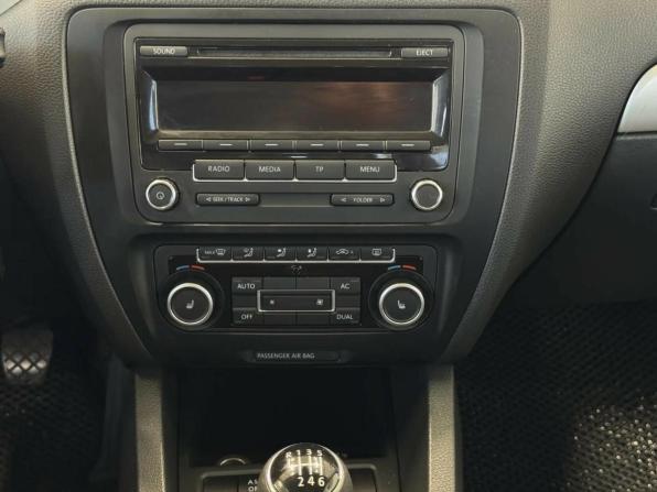 Volkswagen Jetta VI с пробегом 2011 года, цена 800 000 рублей, 218268 км, седан, Автокод Объявления