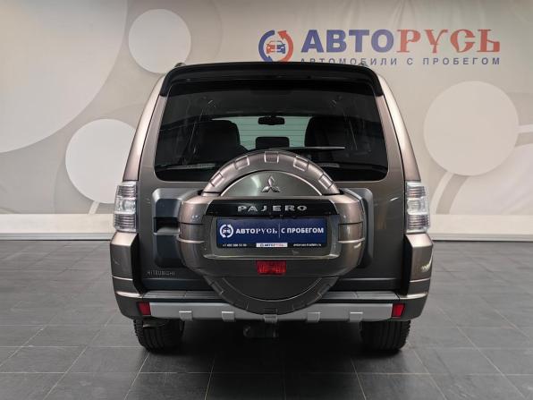 Mitsubishi Pajero IV Рестайлинг 1 с пробегом 2011 года, цена 1 677 000 рублей, 240706 км, внедорожник, Автокод Объявления