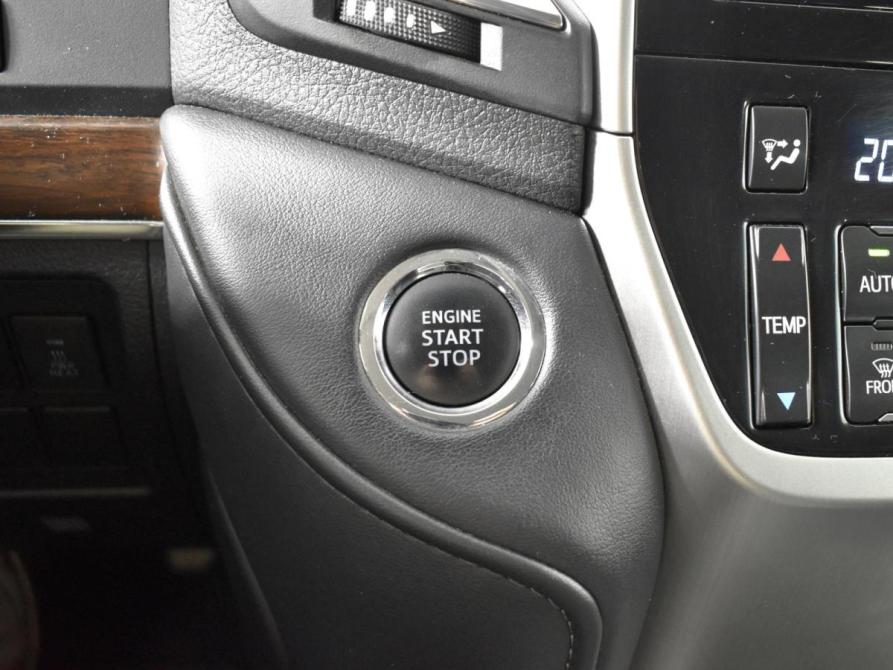 Toyota Land Cruiser 200 Series Рестайлинг 2 Казань  - изображение 17