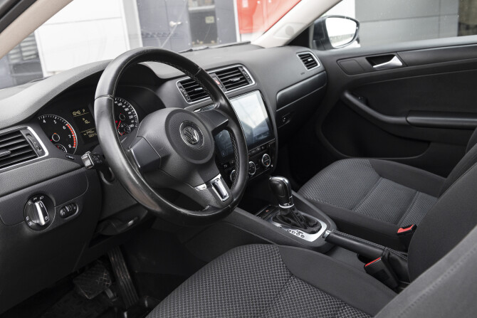 Volkswagen Jetta VI с пробегом 2014 года, цена 1 015 000 рублей, 168342 км, седан, Автокод Объявления