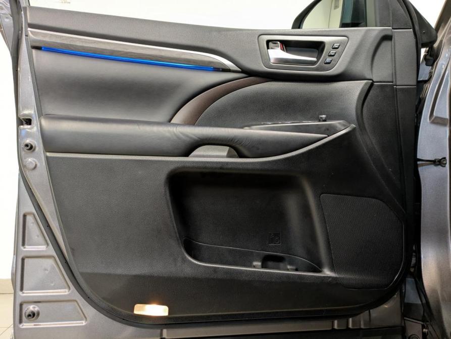 Toyota Highlander III (XU50) Рестайлинг Санкт-Петербург  - изображение 24