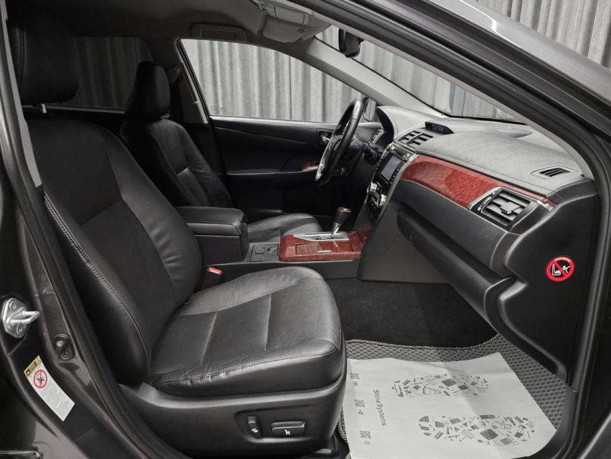 Toyota Camry VII (XV50) Красноярск  - изображение 14