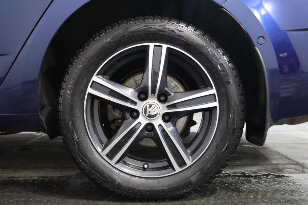 Skoda Octavia III (A7) Рестайлинг Санкт-Петербург  - изображение 16