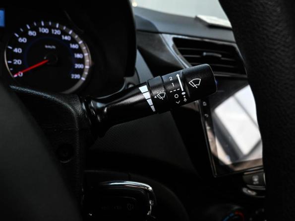 Hyundai Solaris I Рестайлинг с пробегом 2015 года, цена 1 199 000 рублей, 233086 км, седан, Автокод Объявления