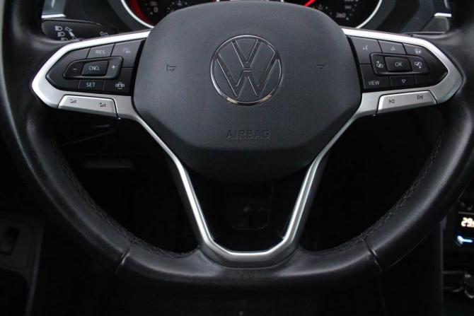 Volkswagen Tiguan II Рестайлинг с пробегом 2021 года, цена 2 299 000 рублей, 83252 км, внедорожник, Автокод Объявления