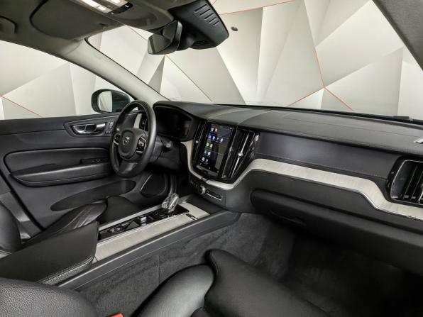 Volvo XC60 II Рестайлинг с пробегом 2021 года, цена 4 050 000 рублей, 100673 км, внедорожник, Автокод Объявления