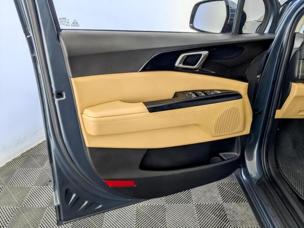 Kia Carnival IV с пробегом 2021 года, цена 3 630 000 рублей, 68035 км, минивэн, Автокод Объявления