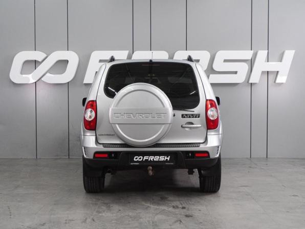Chevrolet Niva I Рестайлинг с пробегом 2010 года, цена 599 000 рублей, 142063 км, внедорожник, Автокод Объявления