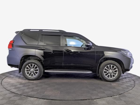 Toyota Land Cruiser Prado 150 Series Рестайлинг 2 с пробегом 2018 года, цена 4 370 000 рублей, 238427 км, внедорожник, Автокод Объявления