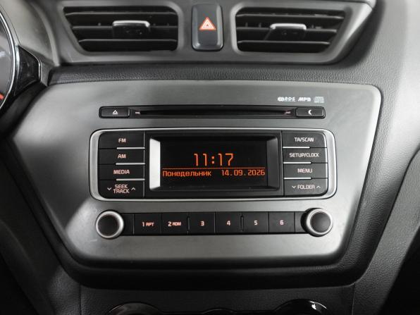 Kia Rio III Рестайлинг с пробегом 2017 года, цена 1 210 000 рублей, 107969 км, хэтчбек, Автокод Объявления