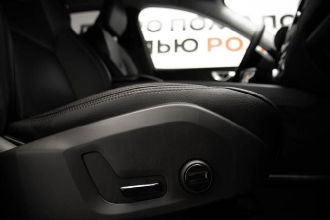 Volvo XC60 II с пробегом 2019 года, цена 3 032 000 рублей, 107000 км, внедорожник, Автокод Объявления