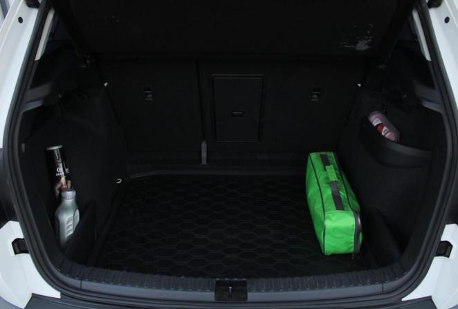 Skoda Karoq I с пробегом 2020 года, цена 2 250 000 рублей, 144128 км, внедорожник, Автокод Объявления