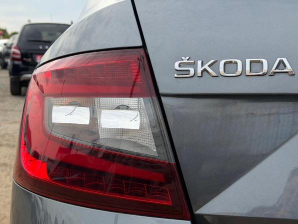Skoda Octavia III (A7) Рестайлинг с пробегом 2018 года, цена 1 738 000 рублей, 129000 км, лифтбек, Автокод Объявления