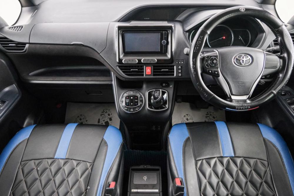Toyota Voxy III (R80) Красноярск  - изображение 11