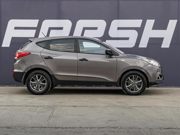 Hyundai ix35 I Рестайлинг с пробегом 2015 года, цена 1 500 000 рублей, 231766 км, внедорожник, Автокод Объявления
