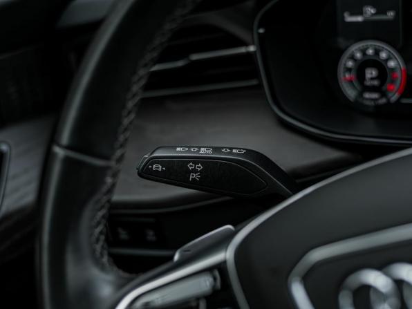 Audi Q6 с пробегом 2024 года, цена 8 347 000 рублей, 34260 км, внедорожник, Автокод Объявления