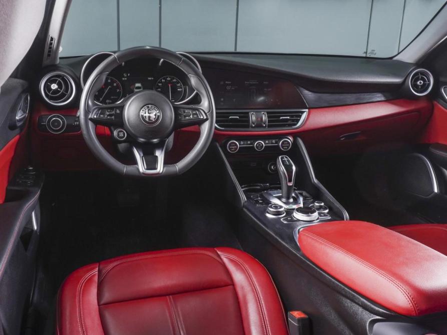 Alfa Romeo Giulia II (952) Рестайлинг Ростов-на-Дону  - изображение 15