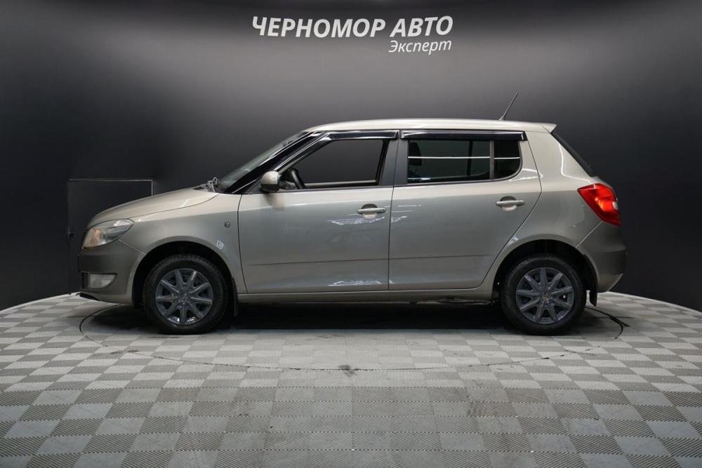 Skoda Fabia II Рестайлинг Крым  - изображение 2