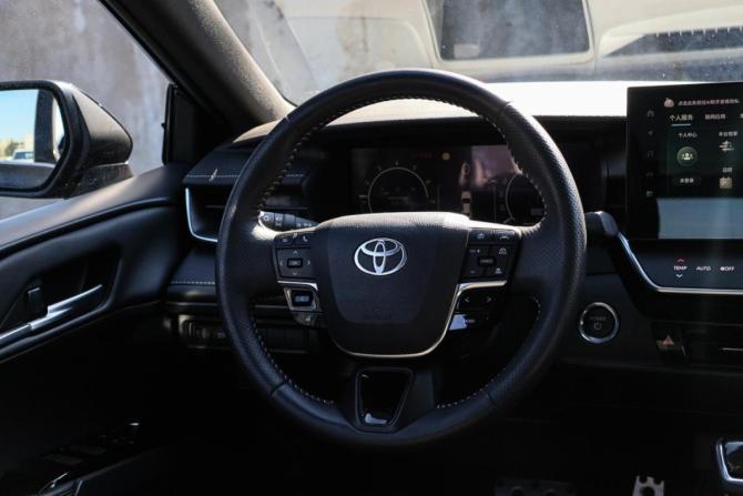 Toyota Camry IX (XV80) China Market с пробегом 2024 года, цена 3 730 000 рублей, 12281 км, седан, Автокод Объявления