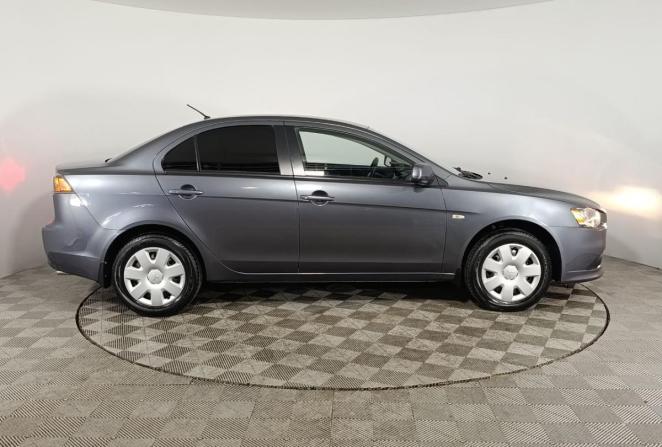 Mitsubishi Lancer X Рестайлинг с пробегом 2011 года, цена 1 250 000 рублей, 32502 км, седан, Автокод Объявления