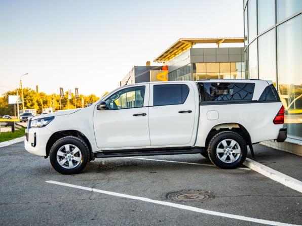Toyota Hilux VIII Рестайлинг 2 с пробегом 2020 года, цена 3 988 000 рублей, 72248 км, offers.body_type.unknown, Автокод Объявления