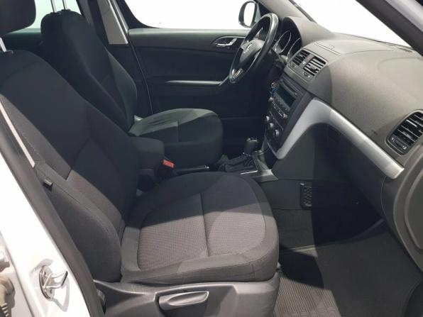 Skoda Yeti I Рестайлинг с пробегом 2014 года, цена 979 000 рублей, 218134 км, внедорожник, Автокод Объявления