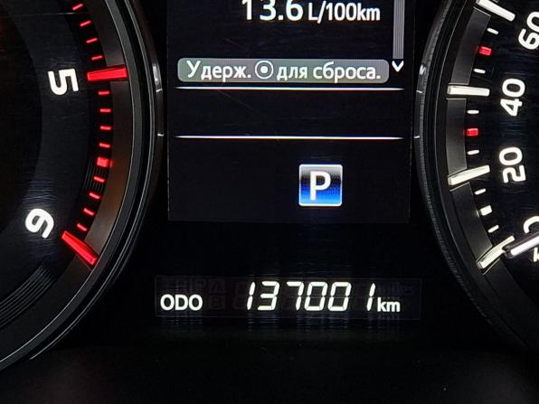 Toyota Land Cruiser 200 Series Рестайлинг 2 с пробегом 2019 года, цена 7 449 000 рублей, 137000 км, внедорожник, Автокод Объявления