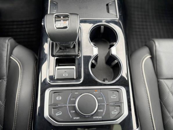 Hongqi HS7 I с пробегом 2023 года, цена 3 295 000 рублей, 74000 км, внедорожник, Автокод Объявления