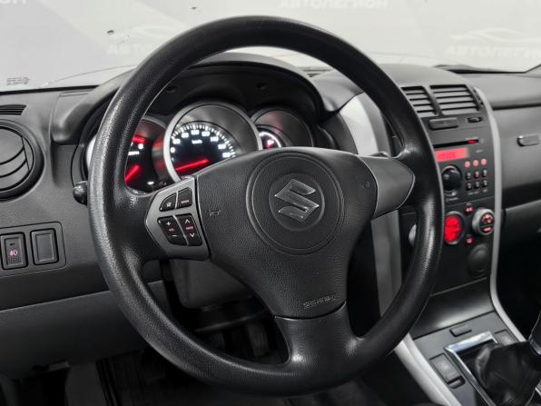Suzuki Grand Vitara II Рестайлинг с пробегом 2011 года, цена 900 000 рублей, 120000 км, внедорожник, Автокод Объявления