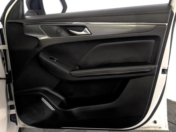 Haval Jolion I Рестайлинг с пробегом 2024 года, цена 1 550 000 рублей, 128035 км, внедорожник, Автокод Объявления