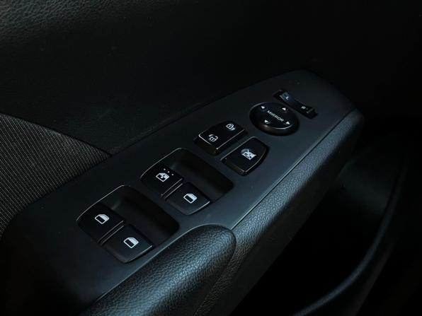 Hyundai Solaris II с пробегом 2019 года, цена 1 072 600 рублей, 102529 км, седан, Автокод Объявления