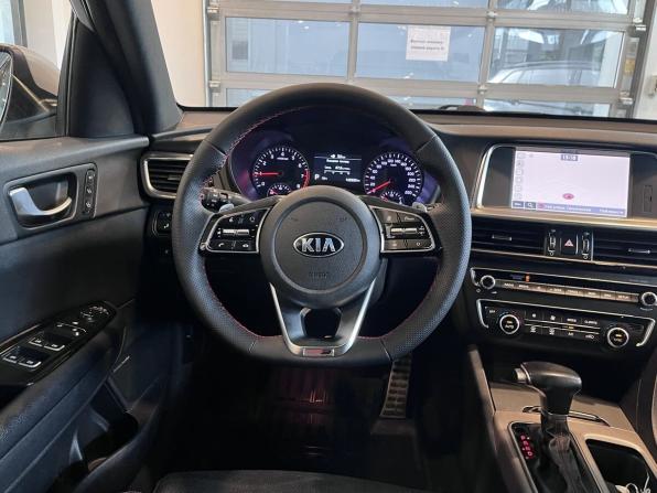 Kia Optima IV Рестайлинг с пробегом 2018 года, цена 1 975 000 рублей, 122630 км, седан, Автокод Объявления